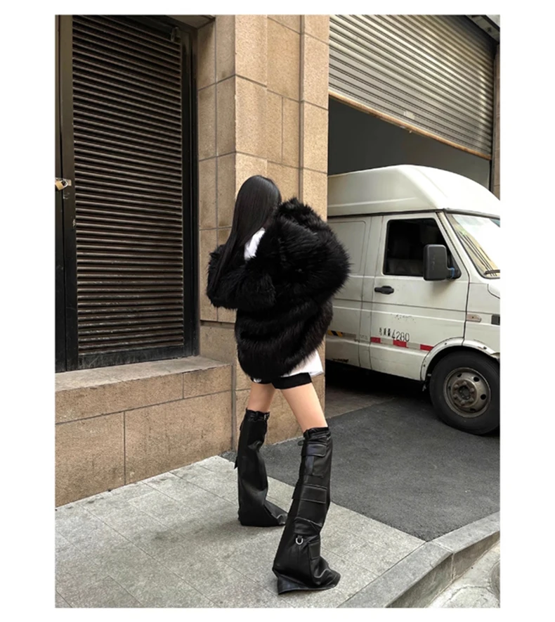 Lautaro Winter Cool Oversized Casual Soft Thick Warm Black Hariy Shaggy Faux Fur Coat Women Turn-down Collar Fluffy Jacket 2023