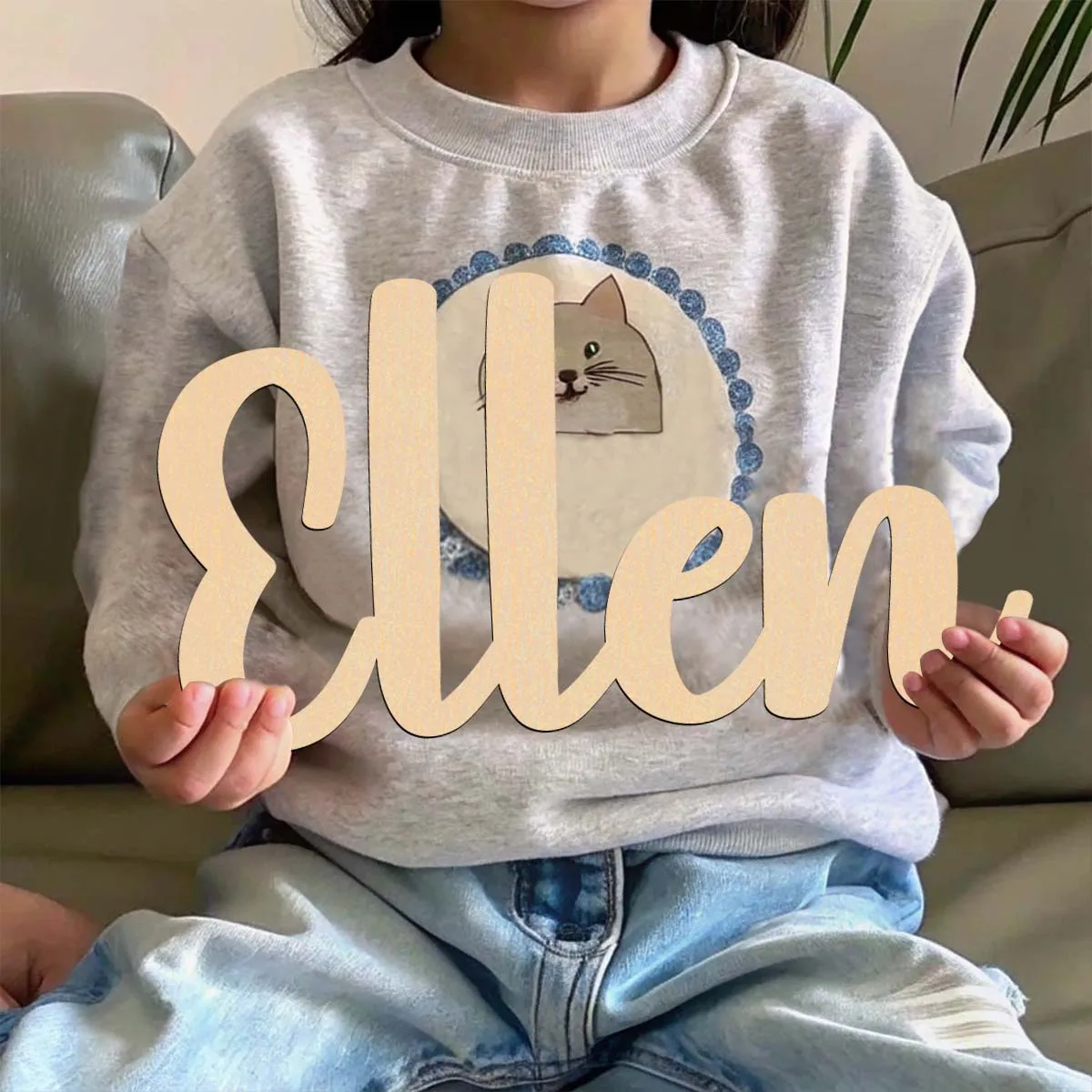 1 قطعة الكرتون الين مثال شخصية اسم لوحة خشبية المواد الخشبية علامة قطع الليزر يدويا مع حروف مخطوطة أنيقة