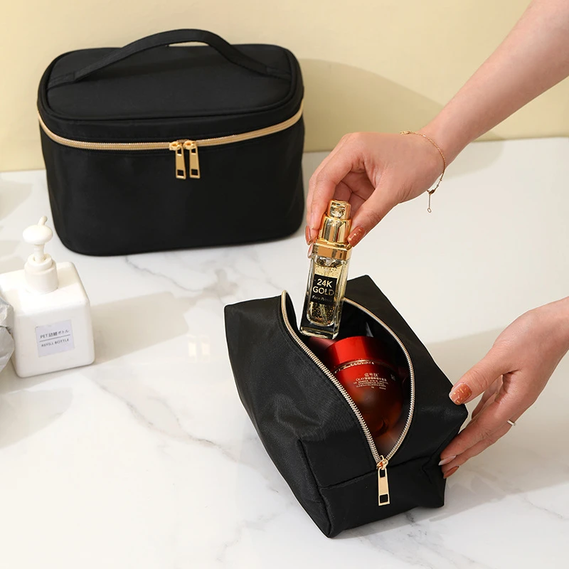 

Large Capacity Women's Cosmetic Bags Cases Casual Ladies Makeup Storage Pouch with Zipper Female Travel Clutch Bag Small Handbag