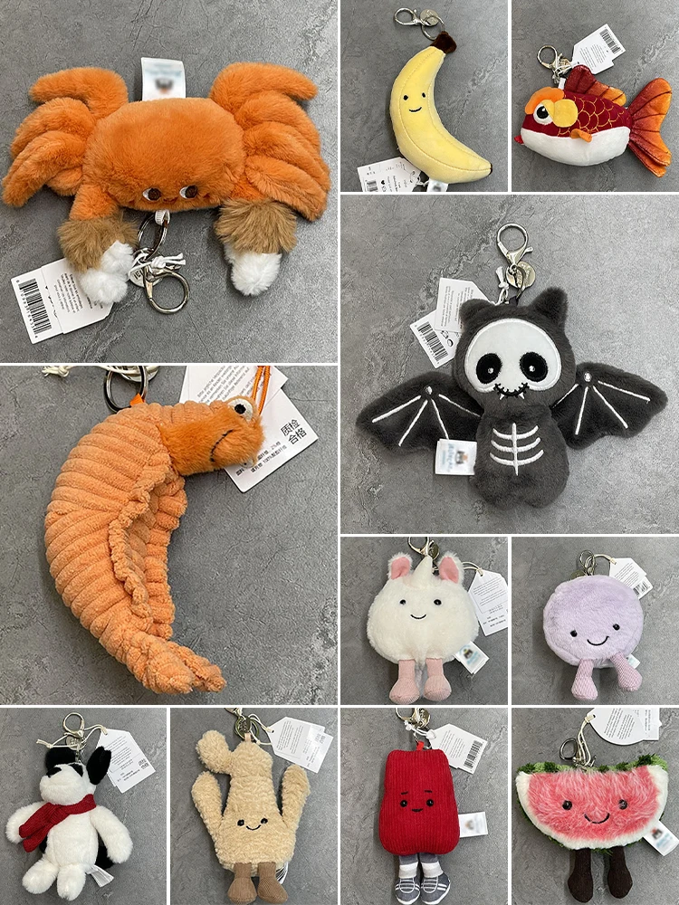 Fledermaus-Anhänger, Mumien-Schlüsselanhänger, Wassermelonen-Plüschtier, Makronen-Plüsch-Schlüsselanhänger, Marienkäfer-Taschenanhänger.