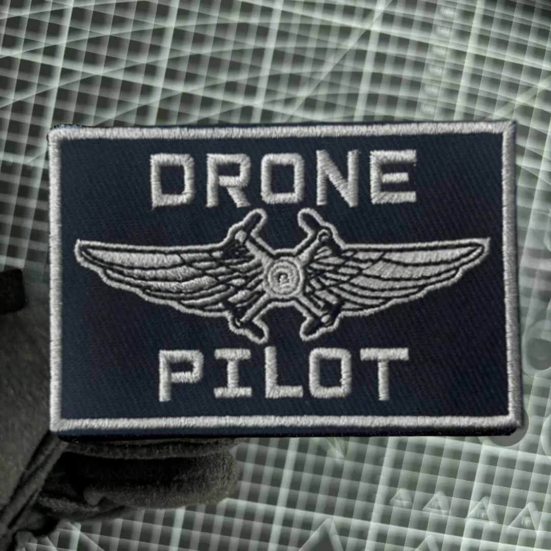Insignia moral piloto dron bordada táctica con gancho y bucle - imagen 4