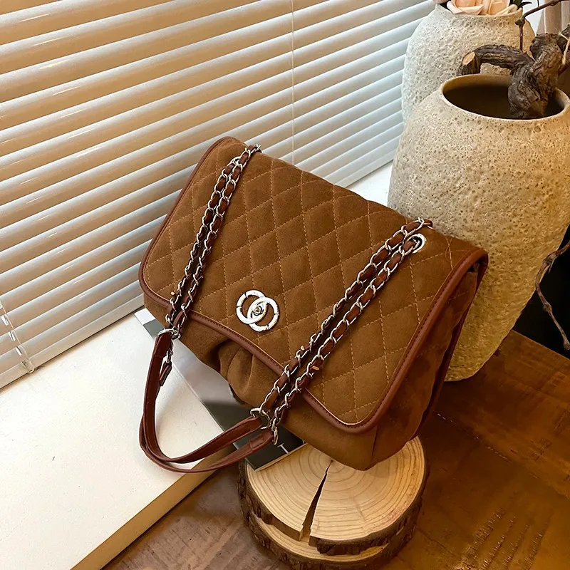 

2025 Spacious Commuter Bag Multi-Way Convertible Shoulder Crossbody Purse for Women Textured Vegan Leather Day to Night Carryall