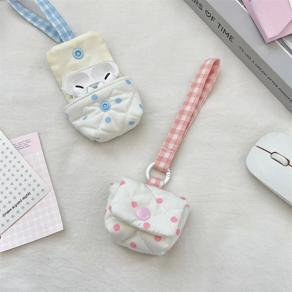 Blue Polka Dot Quilted Earphone Storage Pouch, Cute Girl Case with Plaid Strap, Soft Anti-scratch Organizer for AirPods