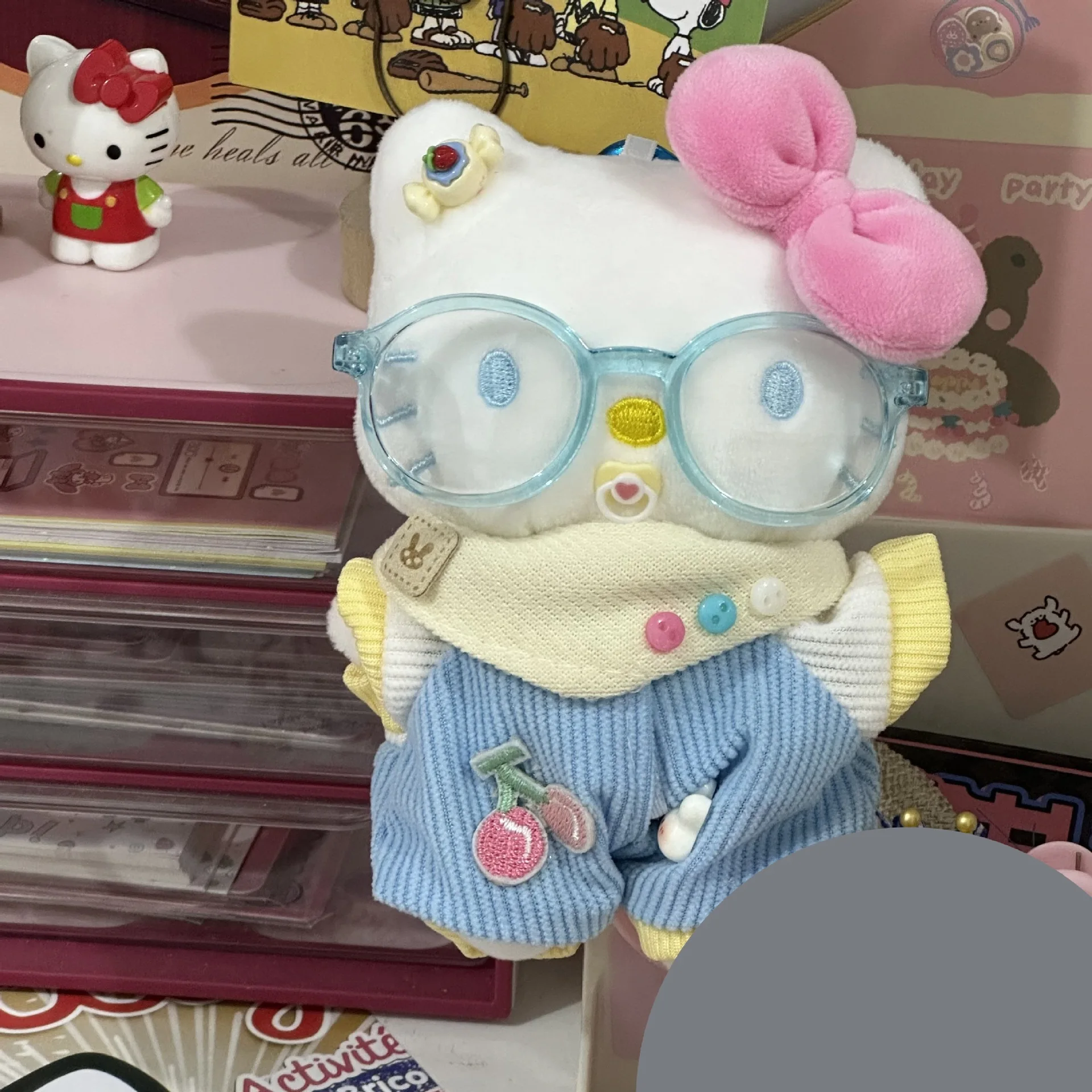 

Hello Kitty Baby in Crawling Clothes Pacifier Set Plush Keychain Pendant Cartoon Bead Chain Keychain Decoration Gift