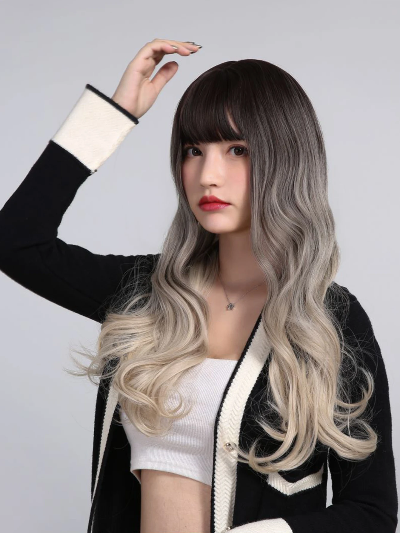 

26 Inch Women's Wig Realistic Natural Headpiece gray Long Curly Bangs Wig