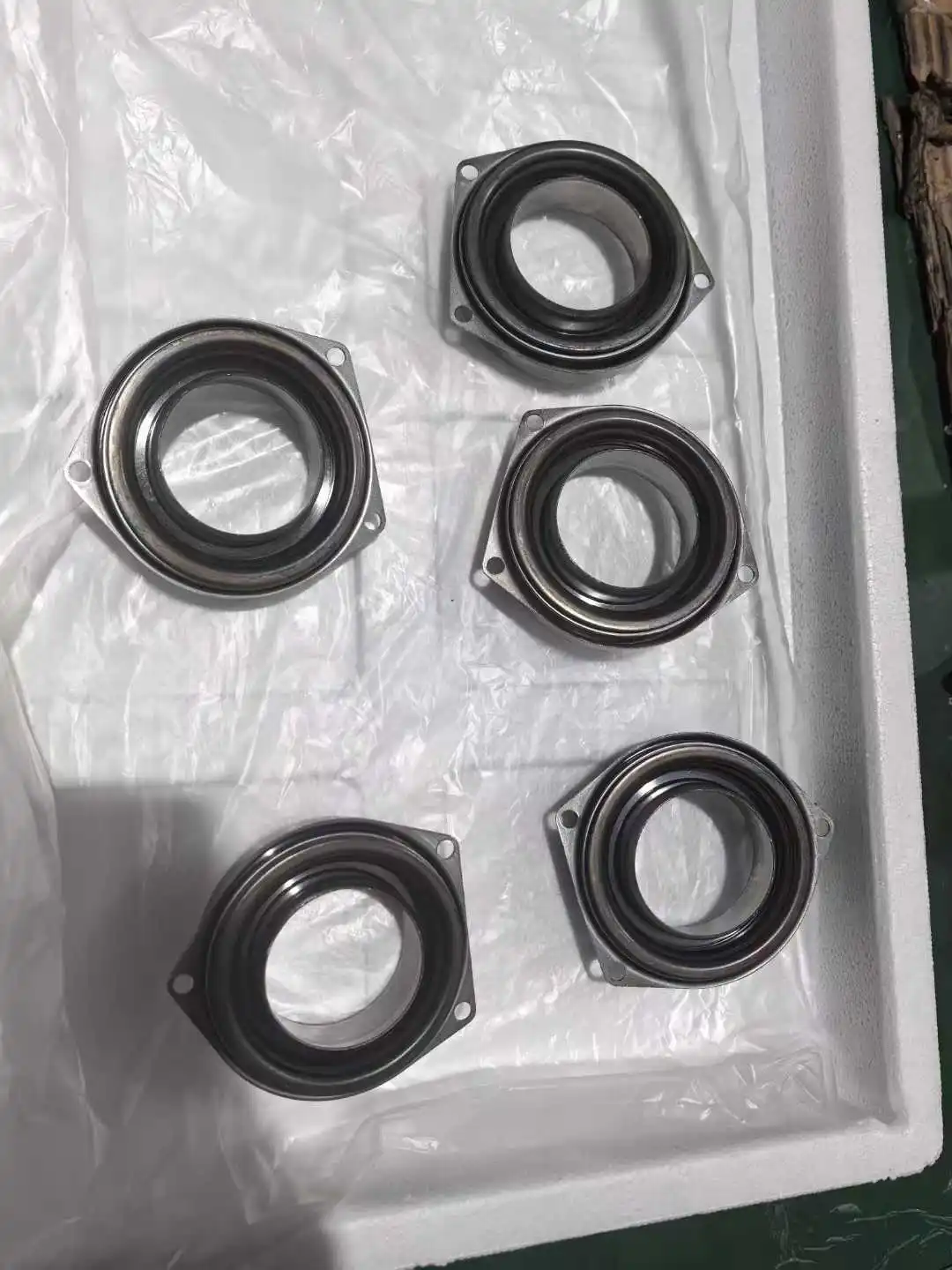 

Genuine 0CK DL382 0DN Automatic Transmission Release Bearing With Piston For Audi Audi A4 A5 B9 A6 C7 C8 A7 Q5 7-DSG DL382