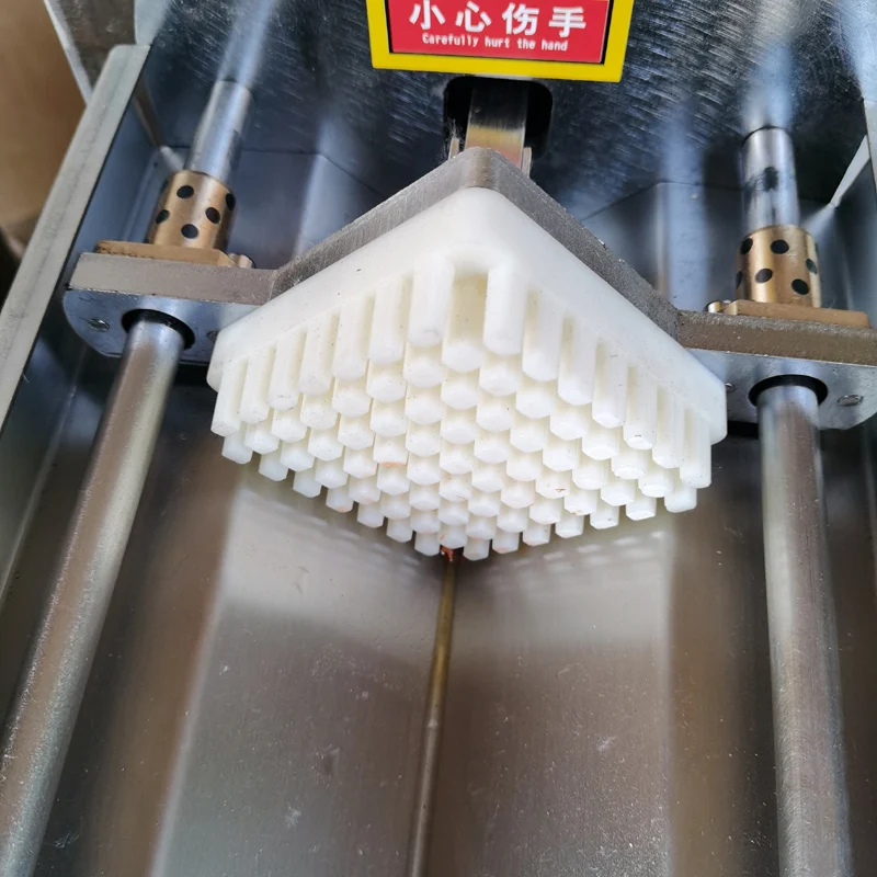 เครื่องตัดมันฝรั่งมะเขือยาวไฟฟ้า ขายร้อนมันฝรั่งทอดเครื่องตัดแถบผัก