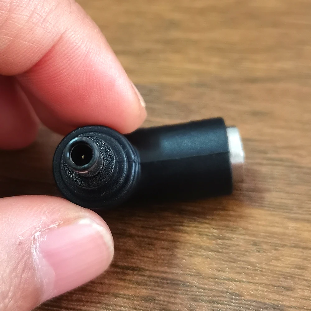 1x DC-Stecker 7,4x5,0mm Buchse auf 4,5x3,0mm Stecker DC-Stromanschluss Winkelstecker DC-Adapter Laptop-Ladegerät-Anschluss für DELL Notebook – Detail 3