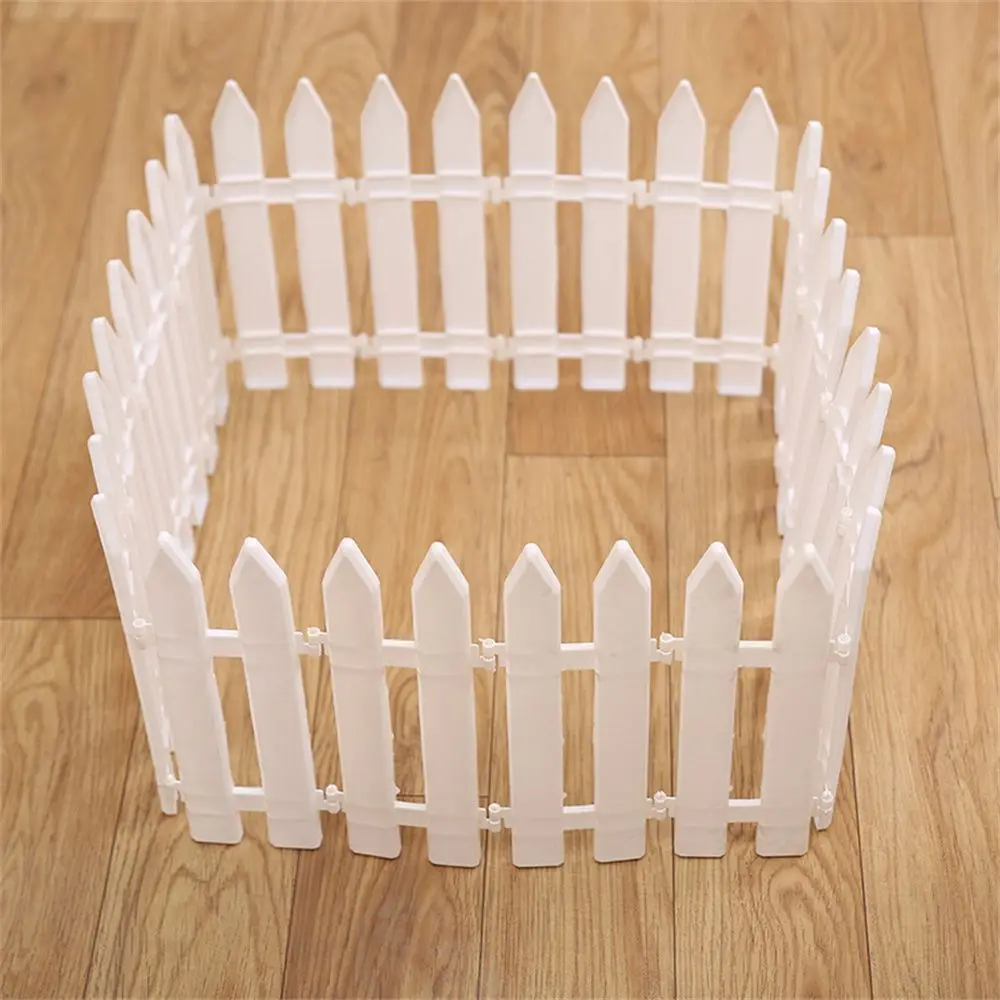 Plastic Courtyard Home Christmas Tree Fence Decorative Barrier White PVC Garden Guardrail