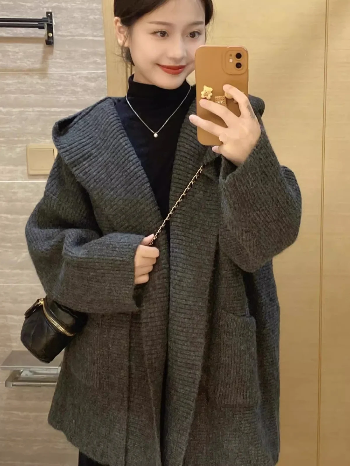 

Корейский женский утепленный вязаный кардиган оверсайз с капюшоном, средней длины, осенне-зимний, новый дизайн, повседневный стиль