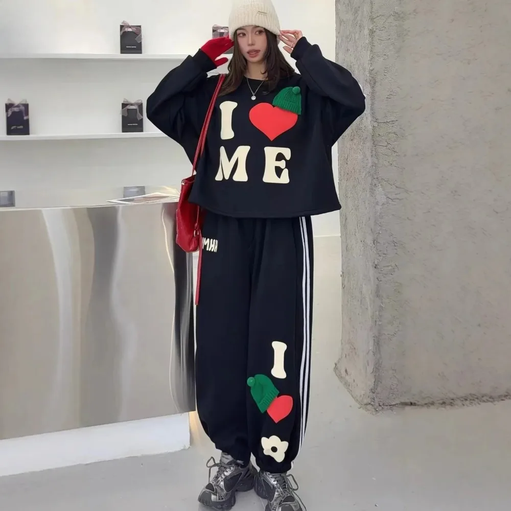 

Fall Winter Women's Fleece Two-Piece Set - Love Graffiti Decor Casual Athletic Radish Sweatpants Outfit