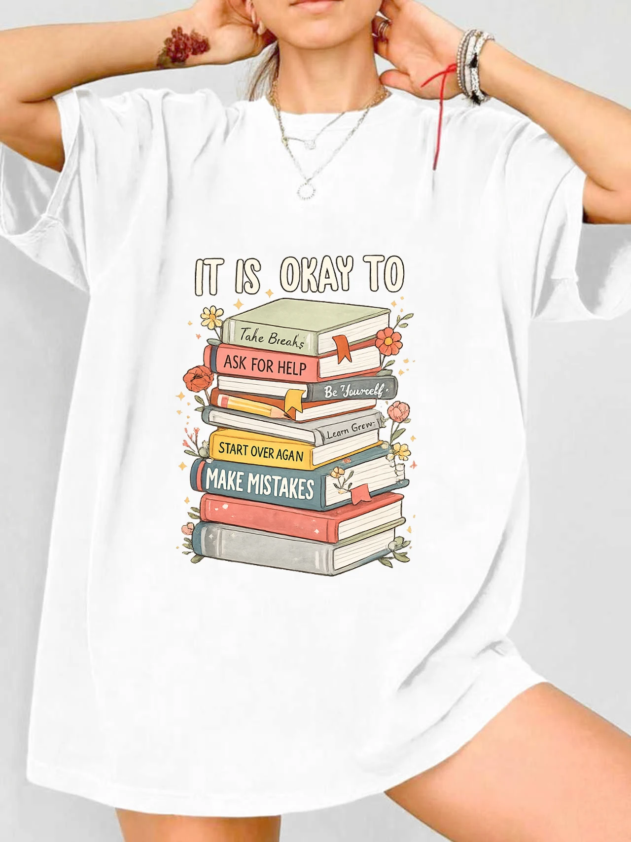 

【WDS03188】Женская футболка больших размеров с цветочным принтом и изображением книг, летняя, повседневная, с коротким рукавом, круглым вырезом, в уличном стиле, универсальный топ