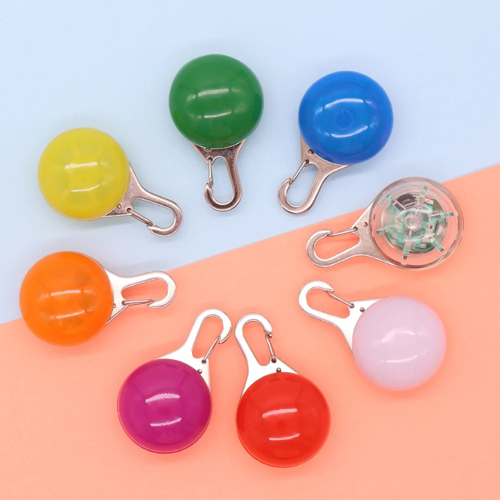 

Pet Luminous Pendant LED Dog Night Light Accessories Silicone Accessories Light Pendant Anti-lost Dog Walking Light