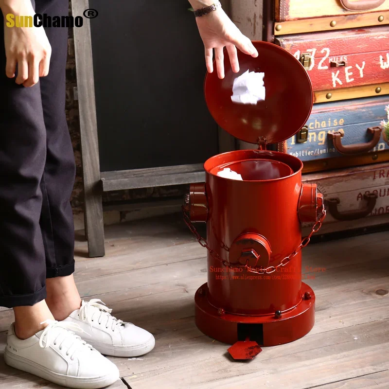 Retro Iron Trash Wastebasket Mini Kitchen Dustbin Garbage Storage Bin Creative Tin Fire Hydrant Pedal Can Bar Cafe Home Decor