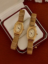 1 New Model of Gold-Colored French Classic Retro Style High-End Elegant Compact Exquisite Women's Waterproof Quartz Watch with Stainless Steel Strap, Rectangular Engraved Dial with Arabic Numerals, Fashionable, Artistic, Casual, Simple, Niche Design, Charming, Suitable for Daily Wear and as a Birthday Gift