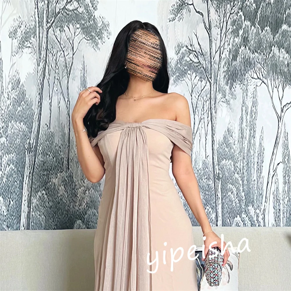 Jiayigong     Jersey Pleat Beach Sheath Off-the-shoulder Bespoke Occasion Gown Midi es Saudi Arabia