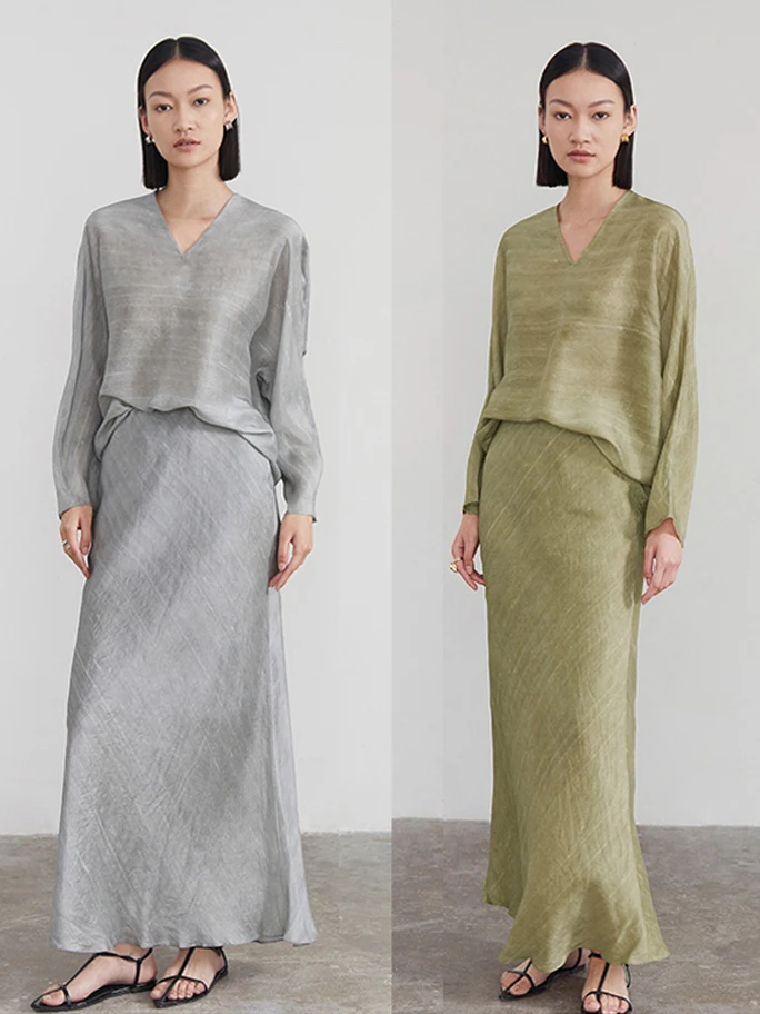 

Комплект женской одежды Xiao Chen: шелковый атласный костюм с V-образным вырезом и принтом, повседневный, длинный рукав, осенняя новинка