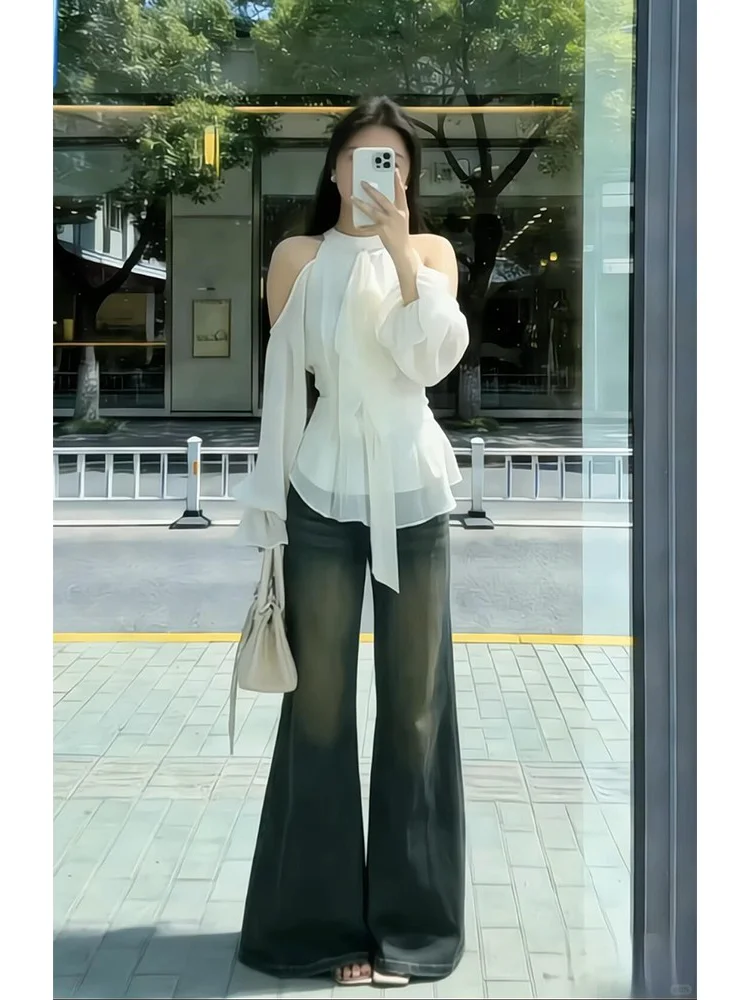 Camisa Elegante para Mujer con Escote Bardot, Estilo Delicado, Fibra de Poliéster, Manga Larga, Cuello Redondo, Diseño Cleanfit, Novedad de Verano