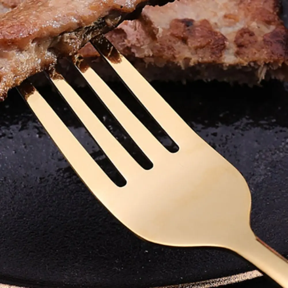 

24pcs Vintage Steak Cutlery Set Thickened Non-slip Handle Stainless Steel Flatware Set Smooth Edges Mirror Polished