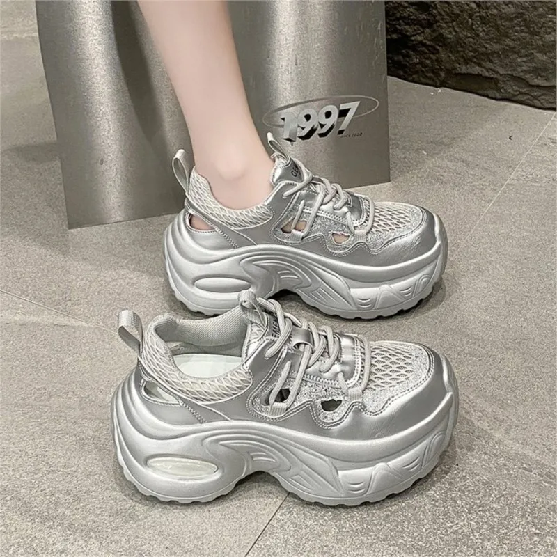 Sneakers Women Summer Fashion Platform Sports Shoes Non Slip Thick Sole Vulcanized Shoe Luxury Hollow Out Breathable Chunky Shoe