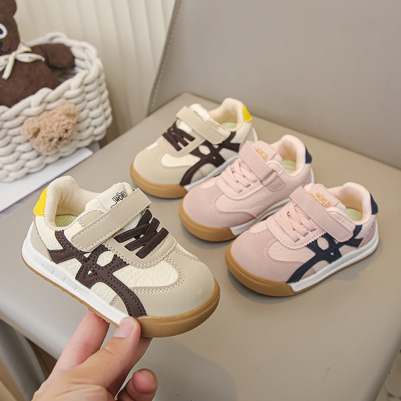 

2026 New Spring Children's Forrest Comfortable Shoes Girls' Fashion Multi Functional Casual Shoes Boys' Soft soled Sports Shoes