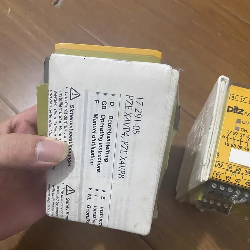 

Free Shipping 570407 PSEN ml s 1.1 Switch Safety Door Lock Switch 570407 New Original