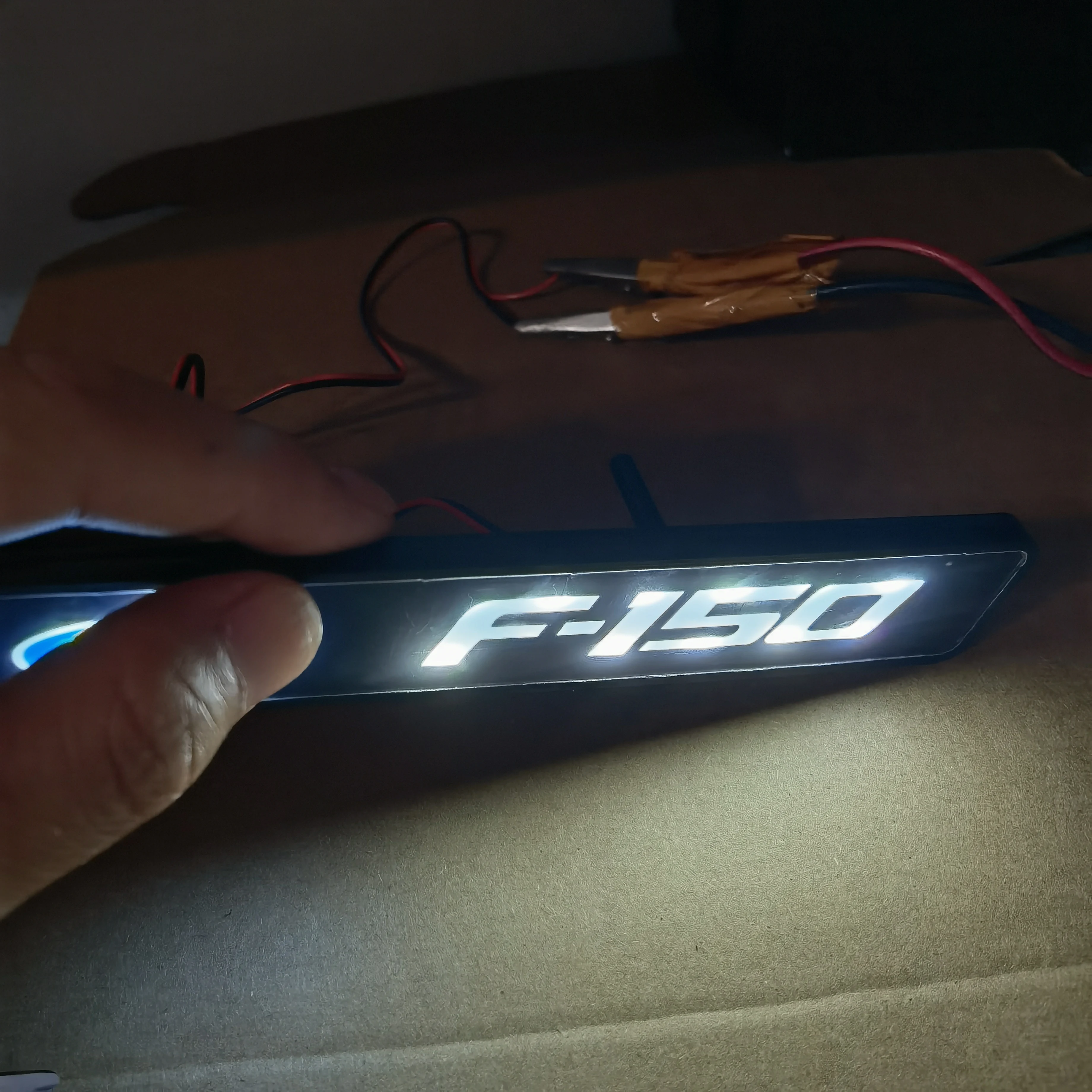 F150 LED Insignia Emblem Light White LED F150 Grille Light Atmosphere Lamp Net Decoration Lamp F-150 Grill Light Auto Badge Lamp