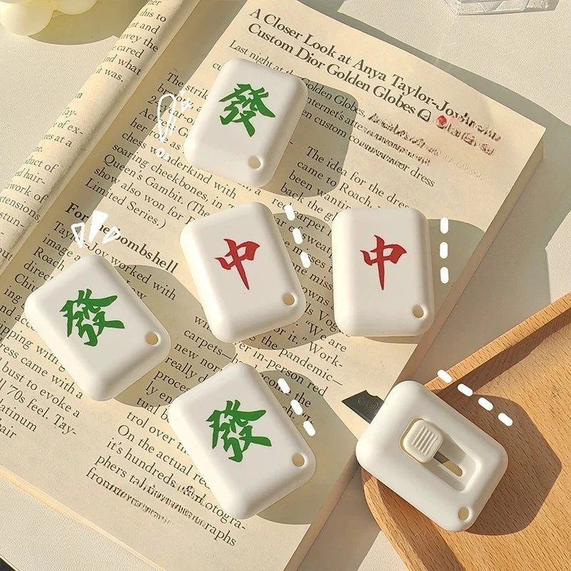 

1Pc Mini Mahjong Shaped Utility Knife, Retractable Box Cutter, Portable Letter Opener, Envelopes, Packages, DIY Crafts