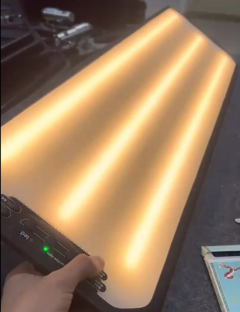 أداة إصلاح دنت ضوء المصباح PDR LED شديدة التحمل مع حامل قابل للتعديل من سبائك الألومنيوم أداة يدوية لوحة تعكس لجسم السيارات Wo