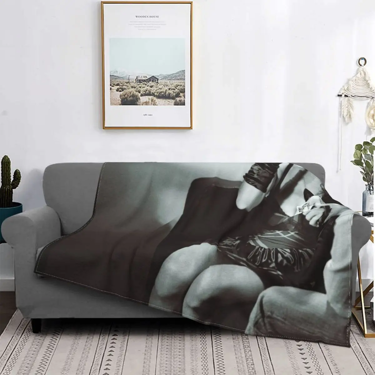 Amy Winehouse Blanket Sheet Bedroom Dual Purpose Bedding Supply Decorative Sofa