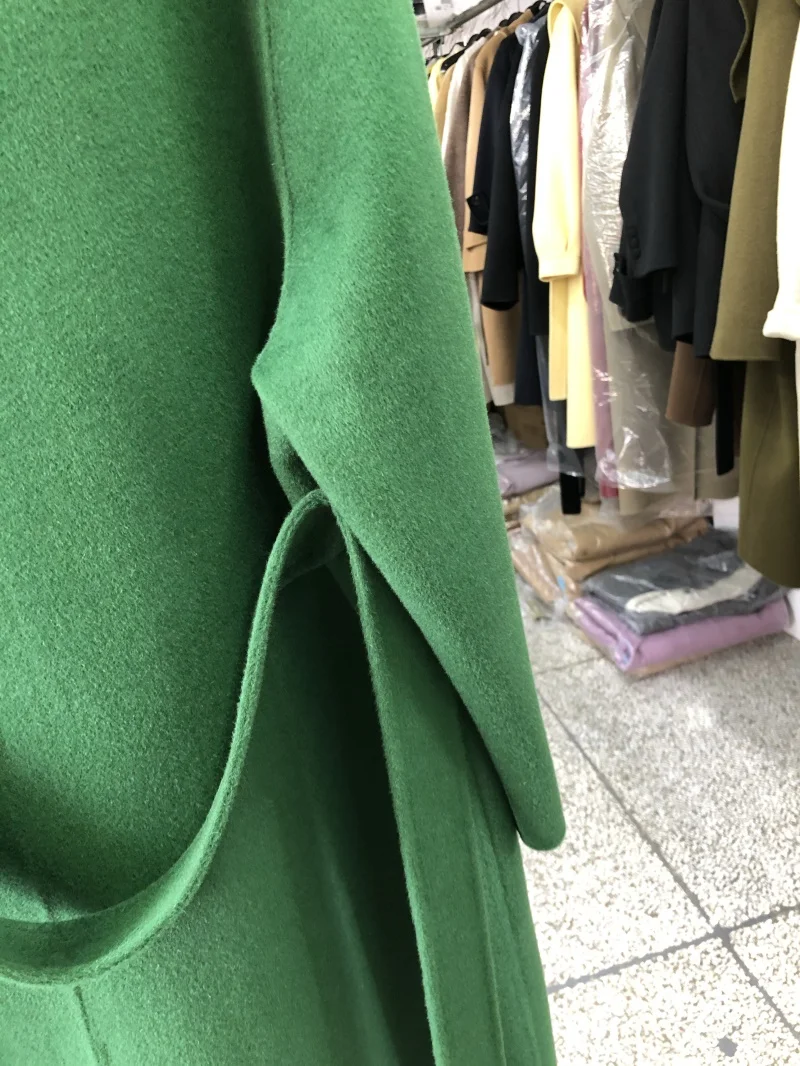 Nowy Zielony Damski Gruby Kaszmirowy Wełniany Długi Płaszcz Elegancki Sznurowany Kołnierz Dwustronny Wełniany Płaszcz Luźny Damski Jesień Zima