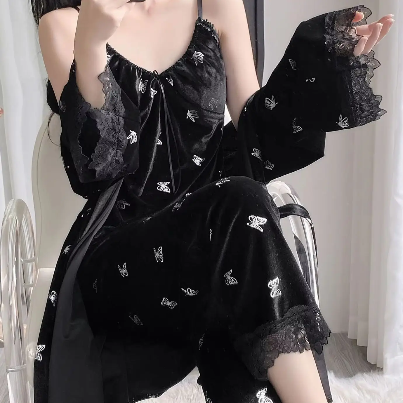 

Комплект из 3 предметов: пижама, кружевное белье для сна, домашняя одежда, осенне-зимний женский велюровый халат, майка и шорты, комплект для сна, нижнее белье