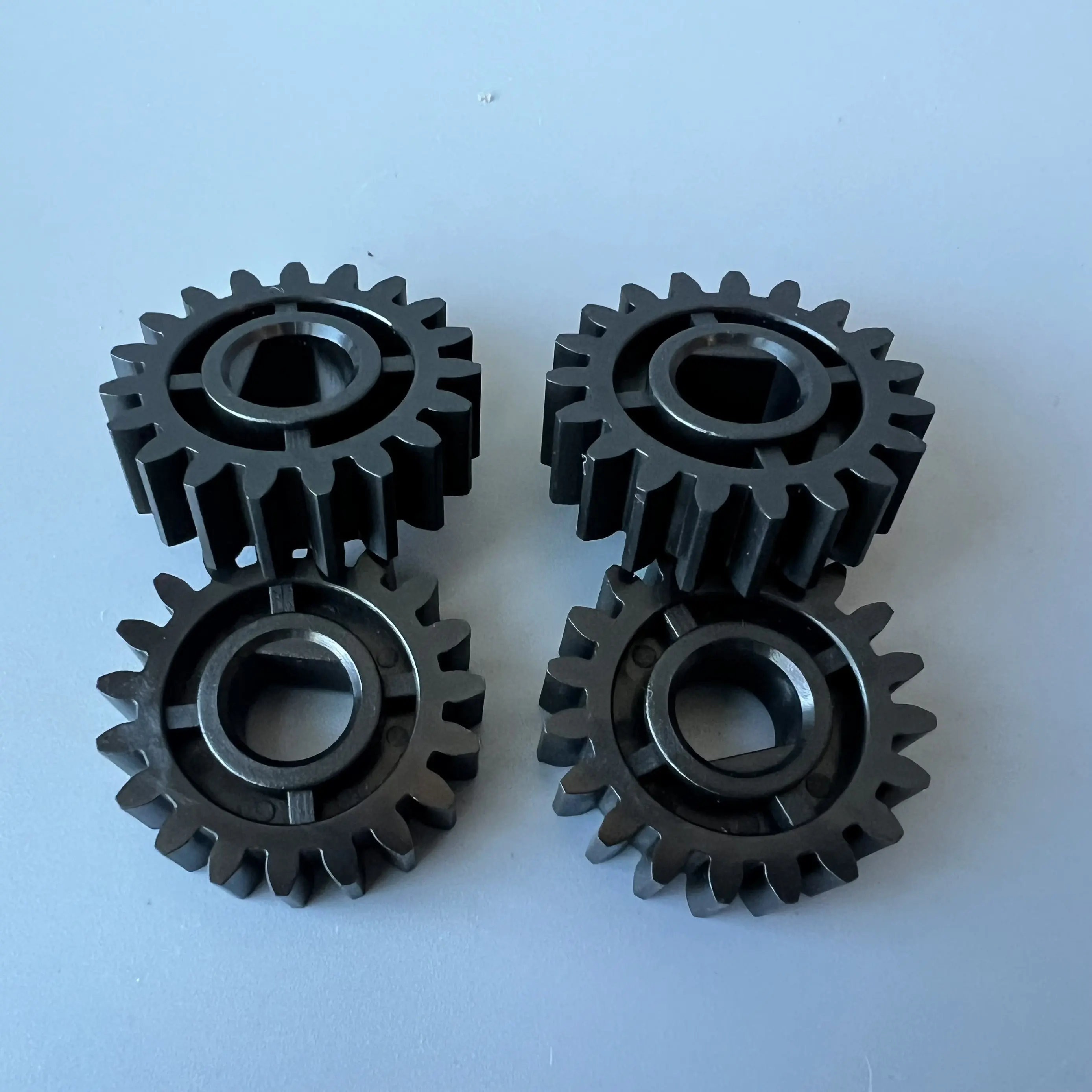 (4 unids/lote) H153070 20303215-0R 20303215-00 engranaje 19 para Noritsu LPS24 LPS 24