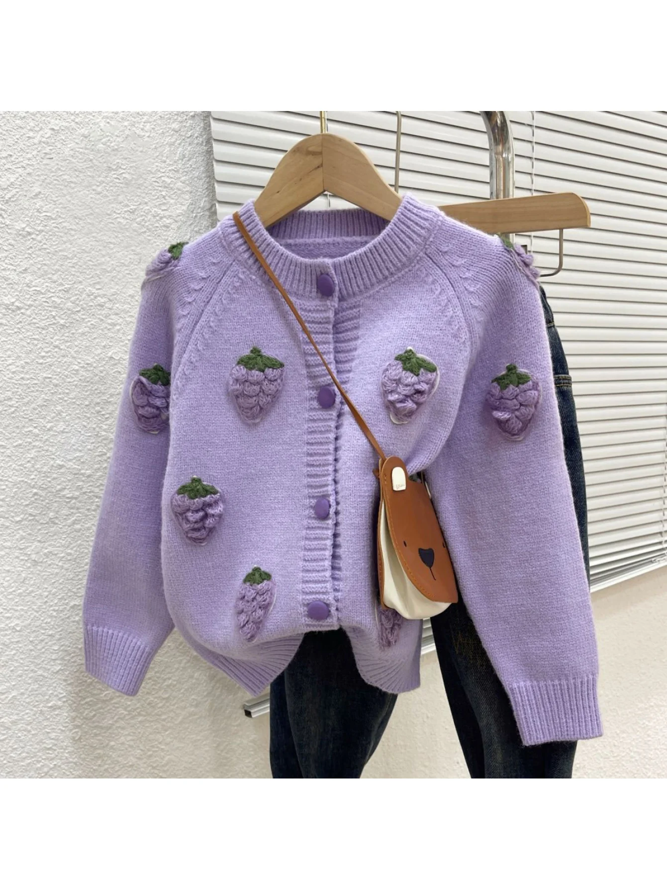 Children's Clothing, Girls' Sweaters, Cardigans, Spring and Autumn Children's Coats, Little Girls' Stylish Handmade Grape Tops