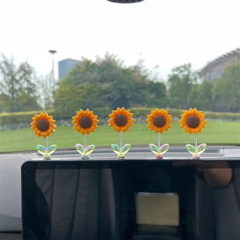 5PCS Net Red Cute Shaking Head Sunflower Car Decoration To Heal Fresh Flowers Car Center Console Rearview Mirror Decoration