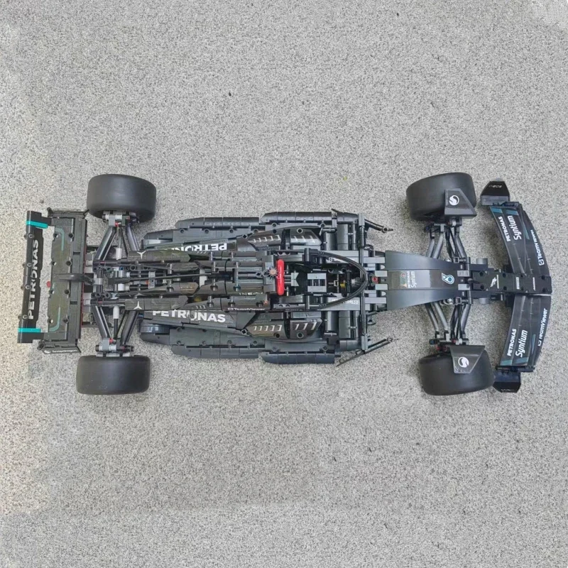 Thumbnail 3 - #34 Scale Models Sale