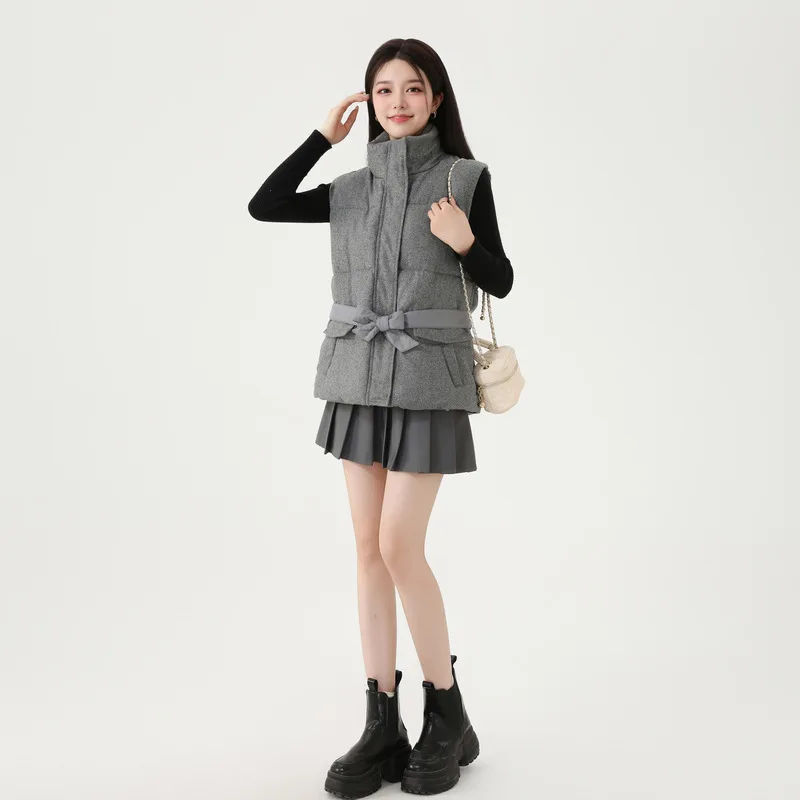 Korean Petite Casual Cotton Vest 2025 New Fashion Stand Collar Cotton Vest Women's Short Loose Design Versatile Warm Vest