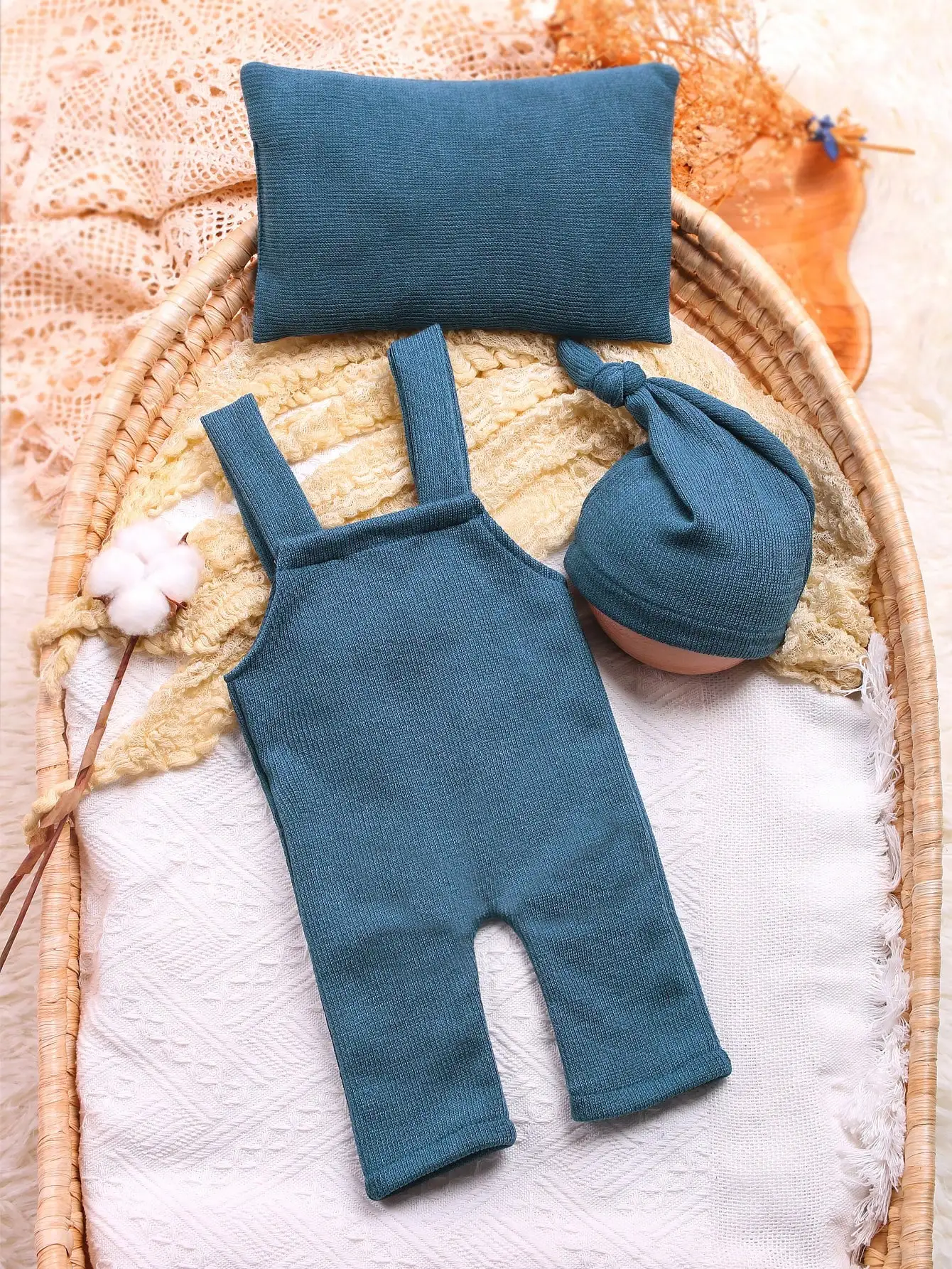 Ylsteed 3 Pieces Set Newborn Photo Shooting Costume Infant Jumpsuit Overalls with Sleepy Hat Pillow Baby Boy Photography Props