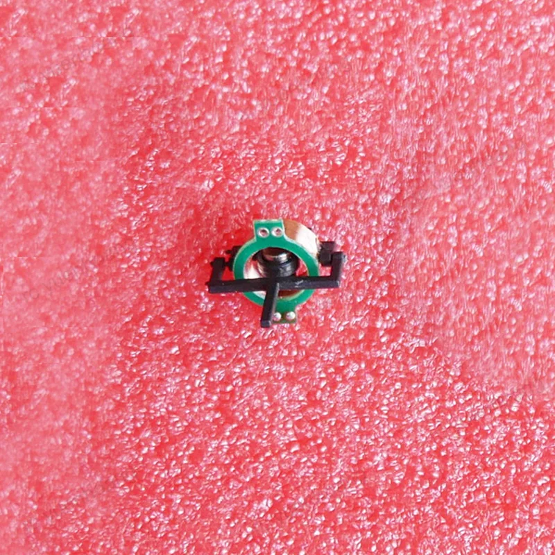 3PCS DIY RC Micro Fixed Wing Aircraft High Torque Electromagnetic Servo 0.6g Magnetic Actuator Steering Gear 20ohms Resistance