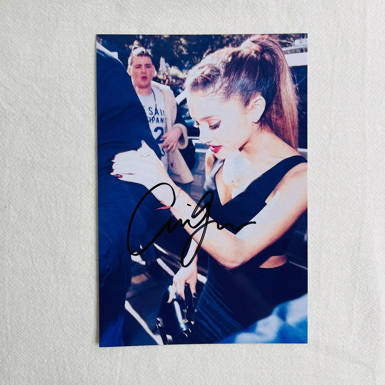 Ariana grande foto autografada, 6 polegadas, presente de aniversário para amigo