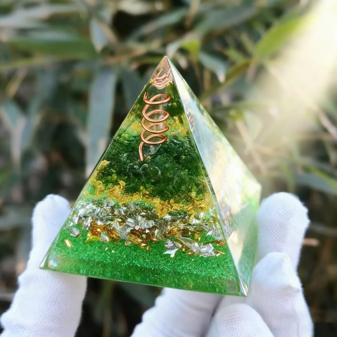 1 قطعة زخرفة الهرم كريستال تمثال الحصى الراتنج ، سطح المكتب المنزلي الحلي اليدوية ، كريستال العمود سلسلة قطرة الحصى