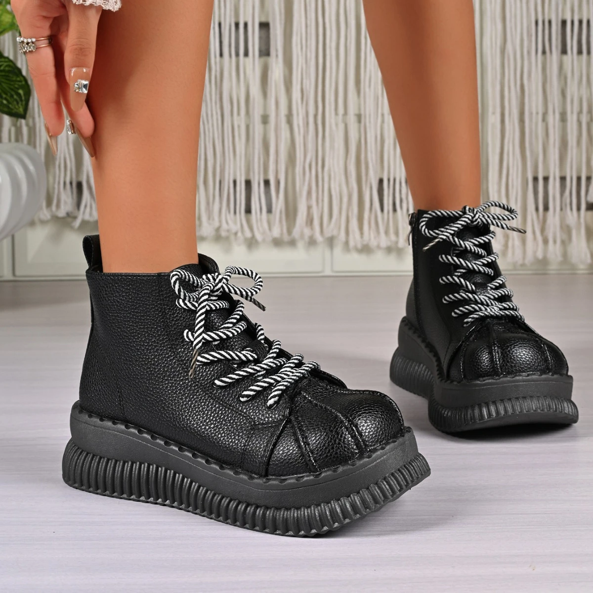 

Thick Sole Casual Chunky Sneakers Fashion Side Zipper Pleated Women Shoes Sports Fitness Platform Shoes Outdoor Ladies Trainers