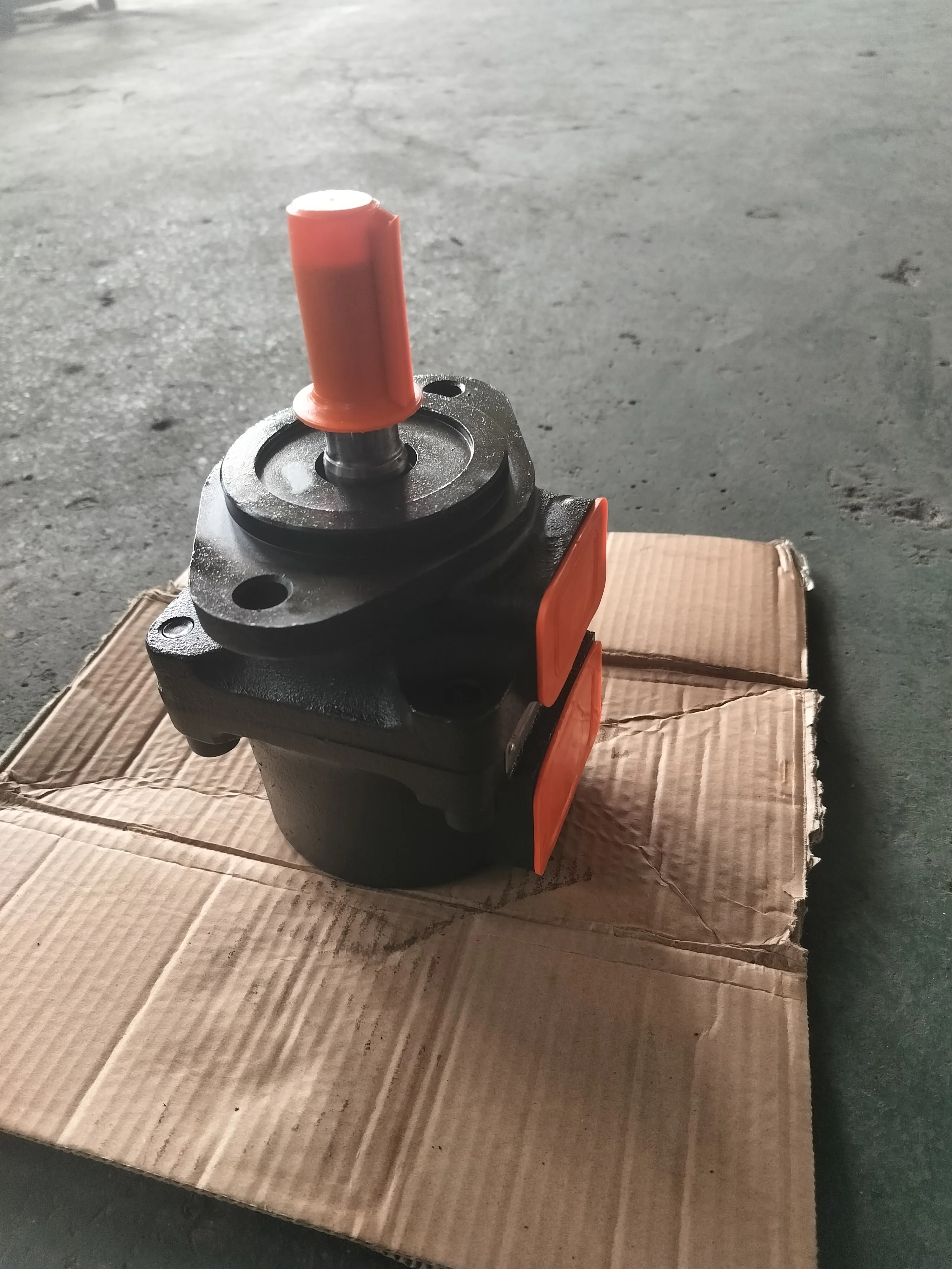 PFE PFED Series Hydraulic Vane Pump PFE-21010-1DT PFE-21012-1DT PFE-51090 PFE-51110 High Pressure Vane Pump