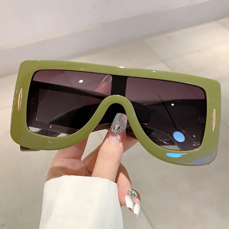 Oversized Luxury Brand Designer Vintage Flat Top One Piece Sunglasses Women For Men Sun Glasses Trendy Punk Popular Mirror Shade