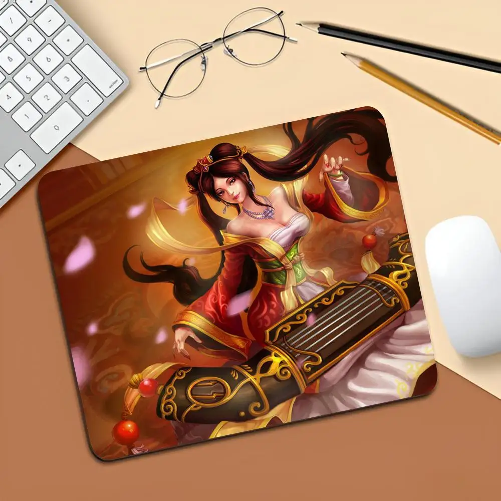 Sona Soraka Swain Mouse Pad Gaming Laptops Keyboard Mat Deskmat Pc Accessories Desk Protector Mousepad Gamer Mats Anime Mause Pa