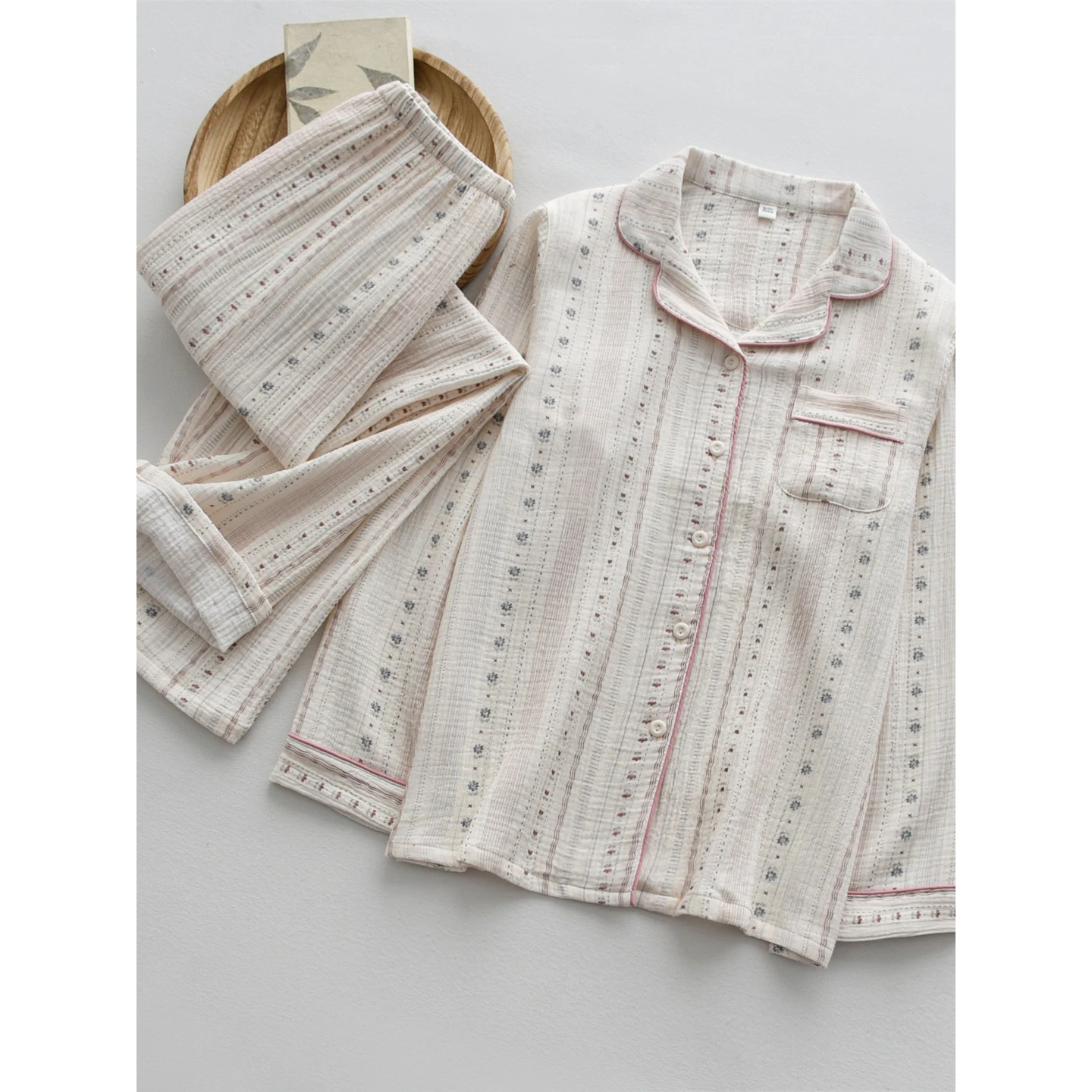 Women‘s 2-Piece Pajama Set - Soft Floral Print Sleepwear, Double Gauze Cotton Button-Down Long Sleeve & Long Pants, Lightweight