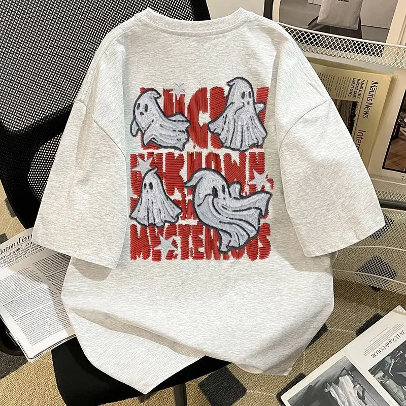 Camiseta pesada con estampado de fantasma lindo para mujer en verano Top suelto informal versátil de manga corta