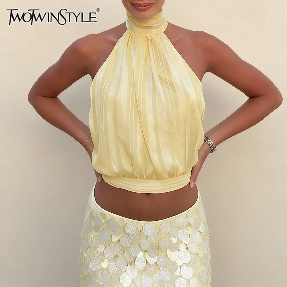 TWOTWINSTYLE Solid Loose Spliced Folds Chic Vests for Women Halter Sleeveless Beach Vacation Vest Female Summer Fashion Clothing