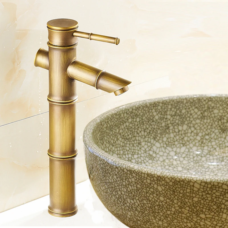 

All-copper European-style hot and cold faucet heightens the artistic basin, and the basin on the platform is a retro Chinese