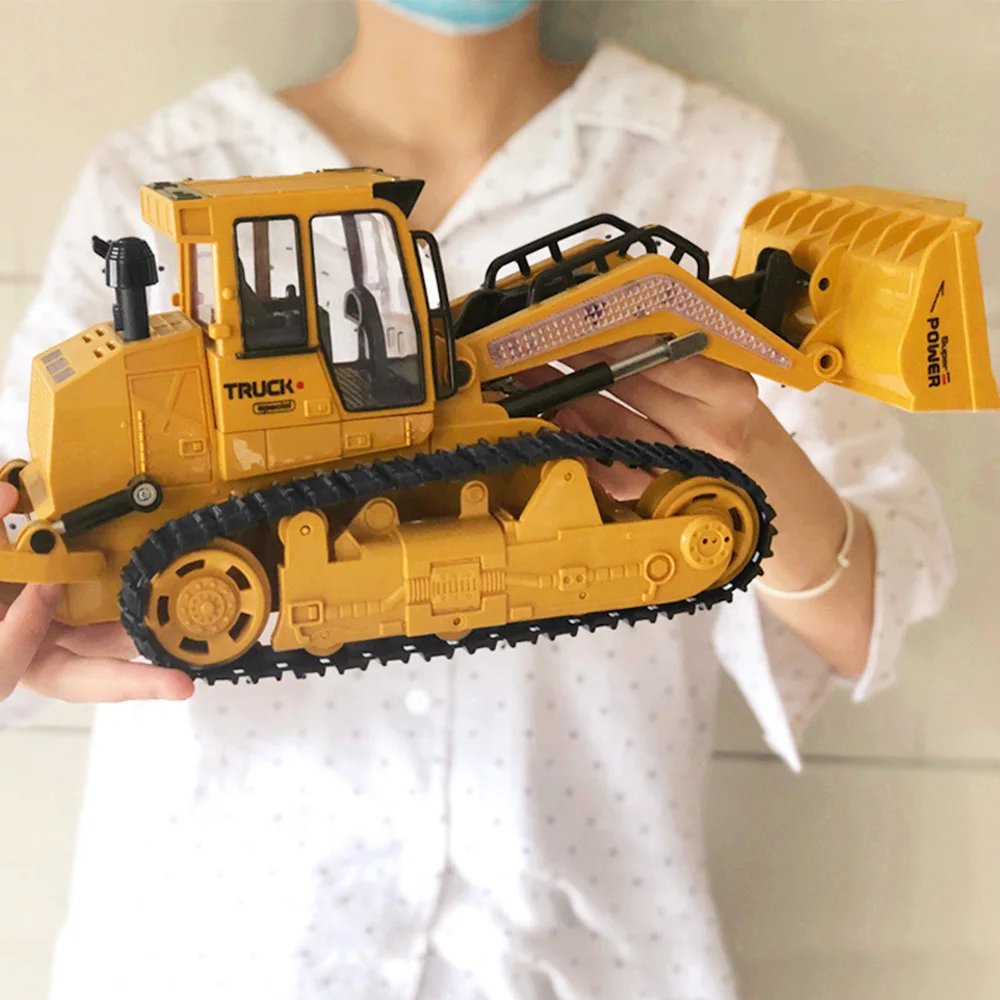 Huina 1/16 2.4G RC Truck Bulldozer Dumper Tractor Big Scale Model Engineering Lighting Excavator Radio Controlled Car Toys Boys